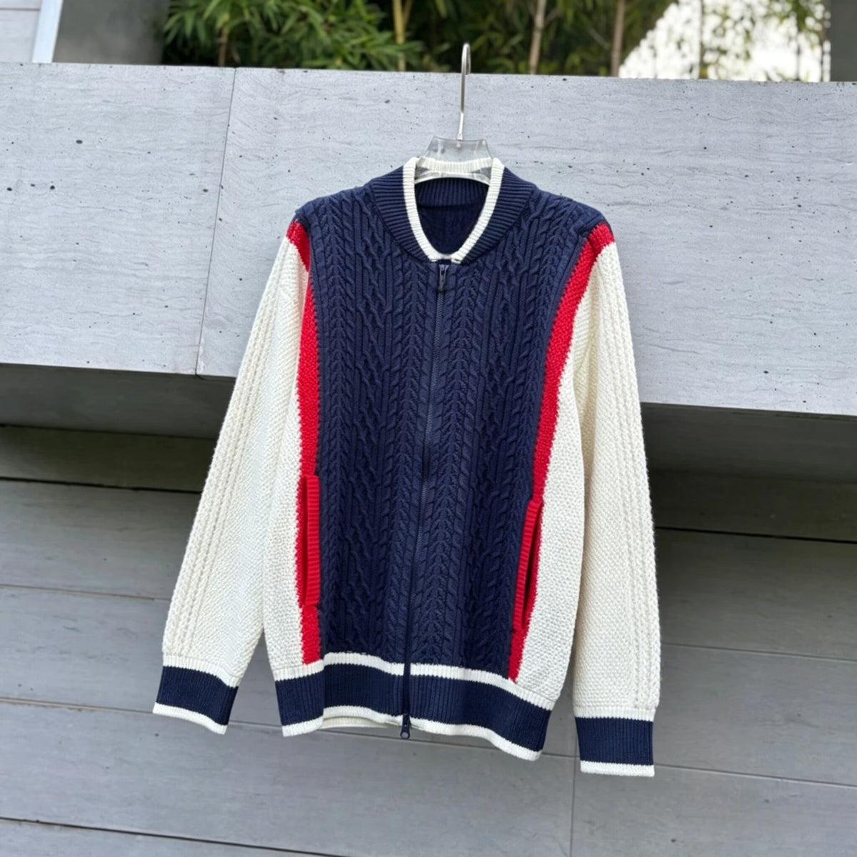 New contrast stitching zipper knit cardigan