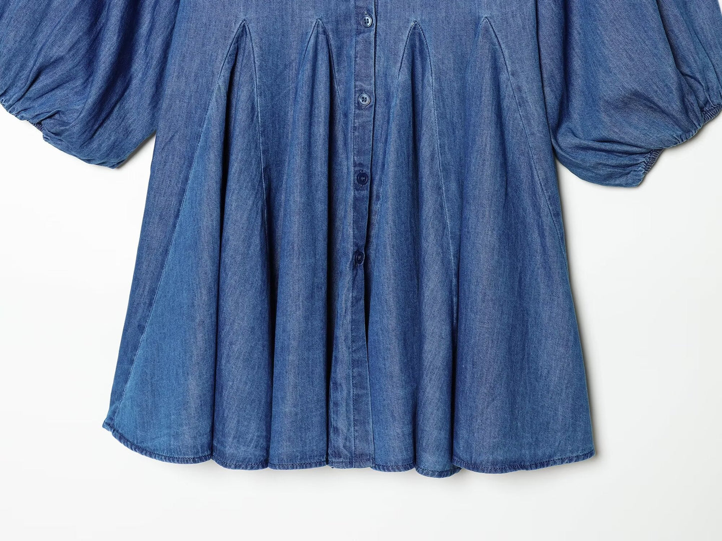Women's bubble sleeve flared hem dress