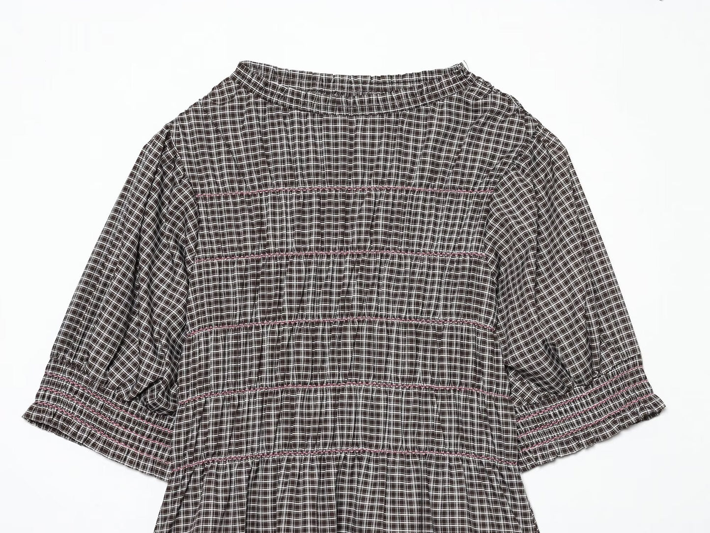 Women's short pleated plaid shirt