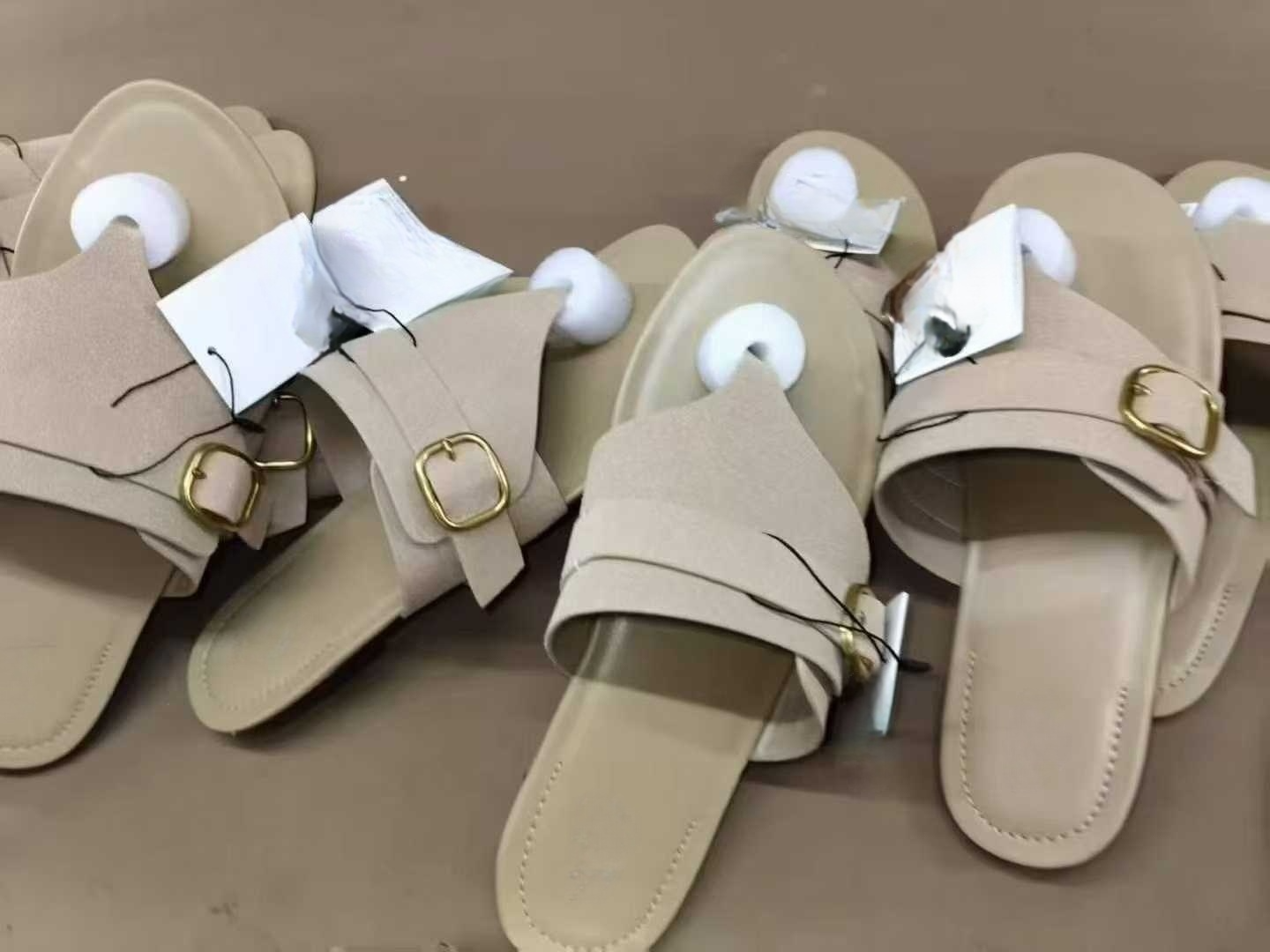 2026 New Style Women's Flip-Flops Casual Toe Sandals