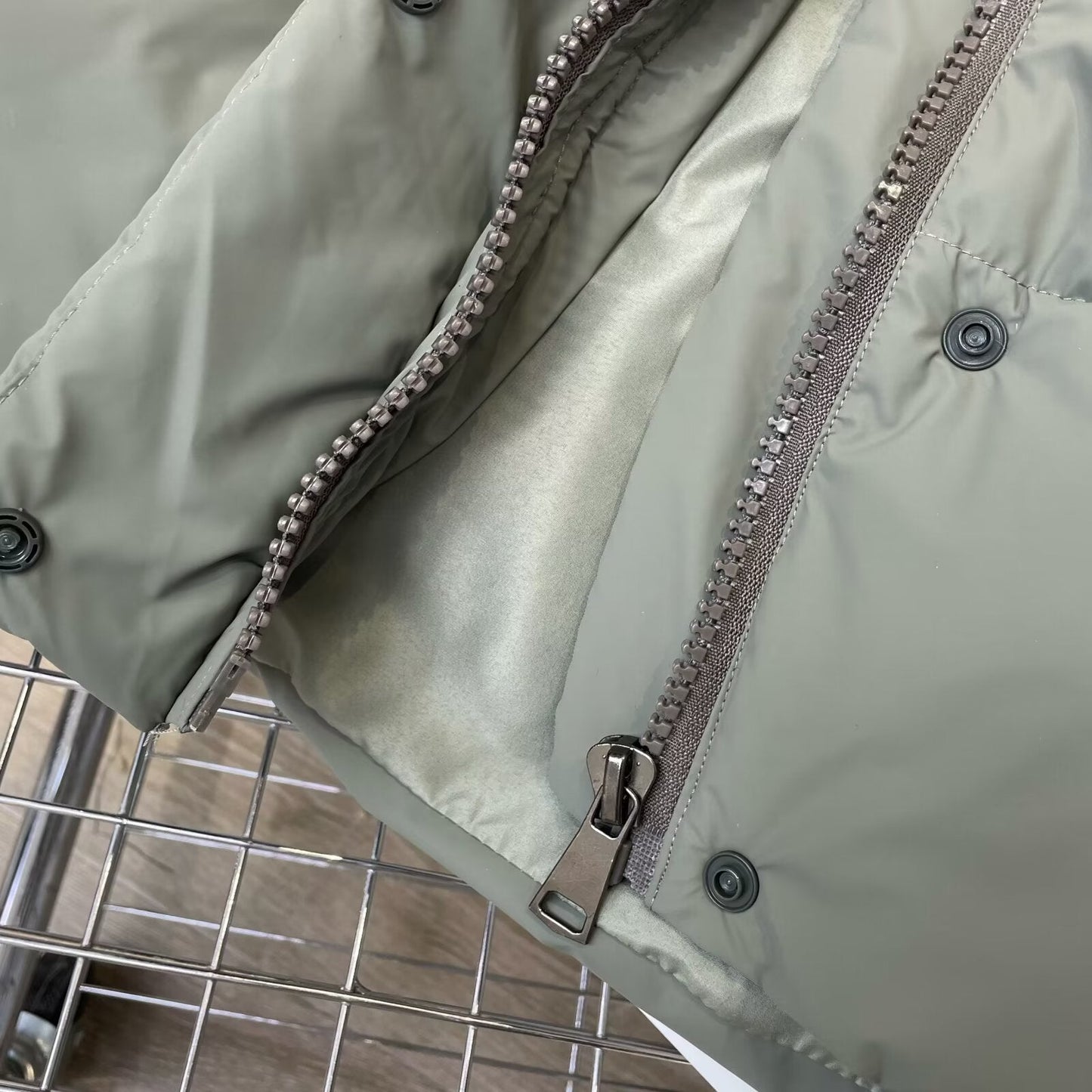 Women's winter warm hooded cotton jacket