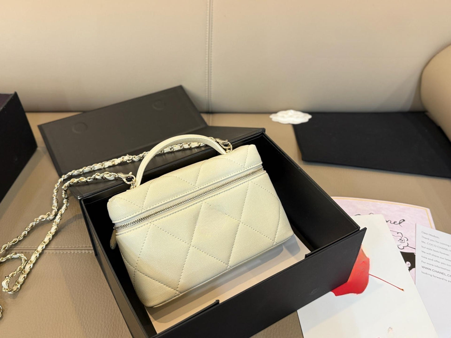 Women's new fashion Chain handbag