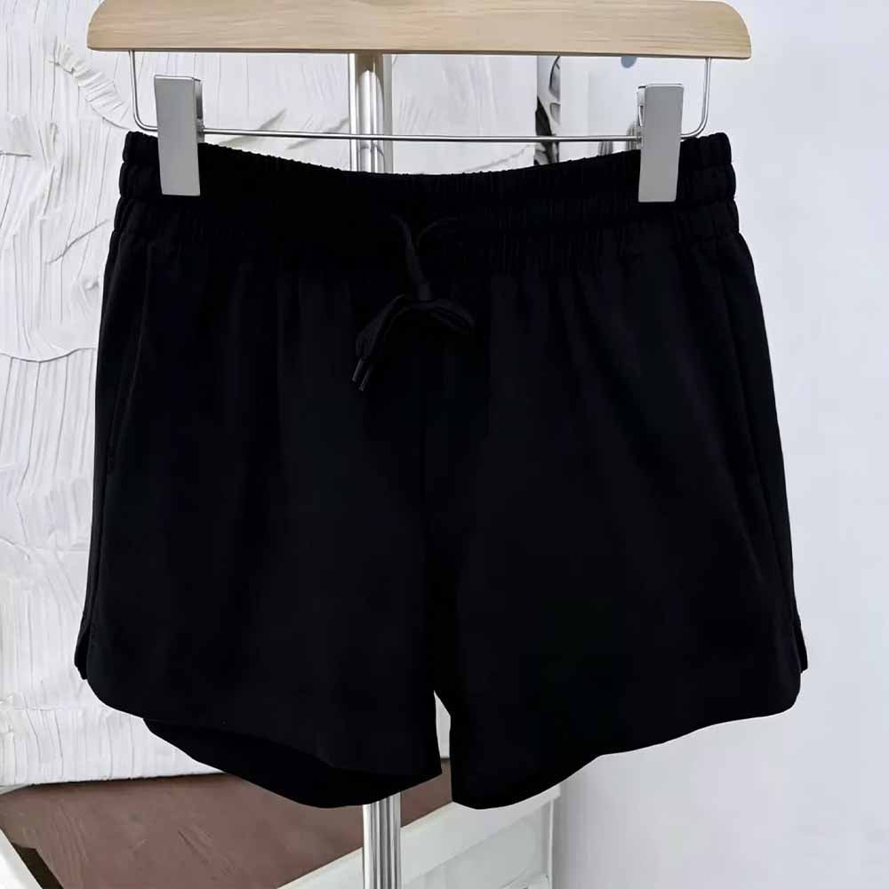 2026 women's new fashion casual running slimming shorts