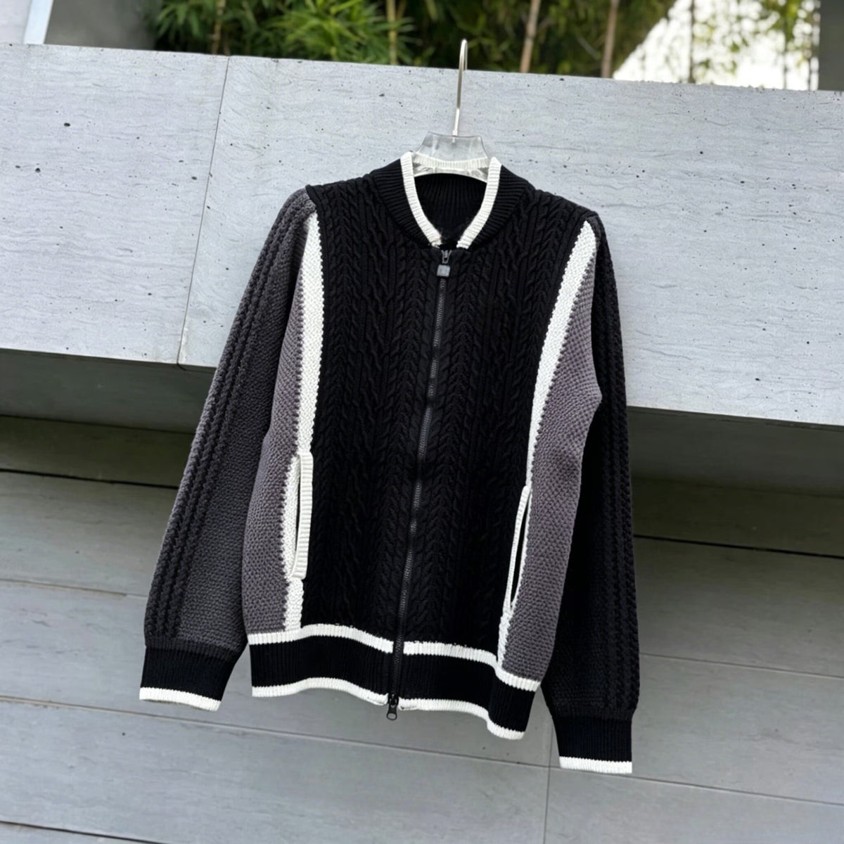 New contrast stitching zipper knit cardigan