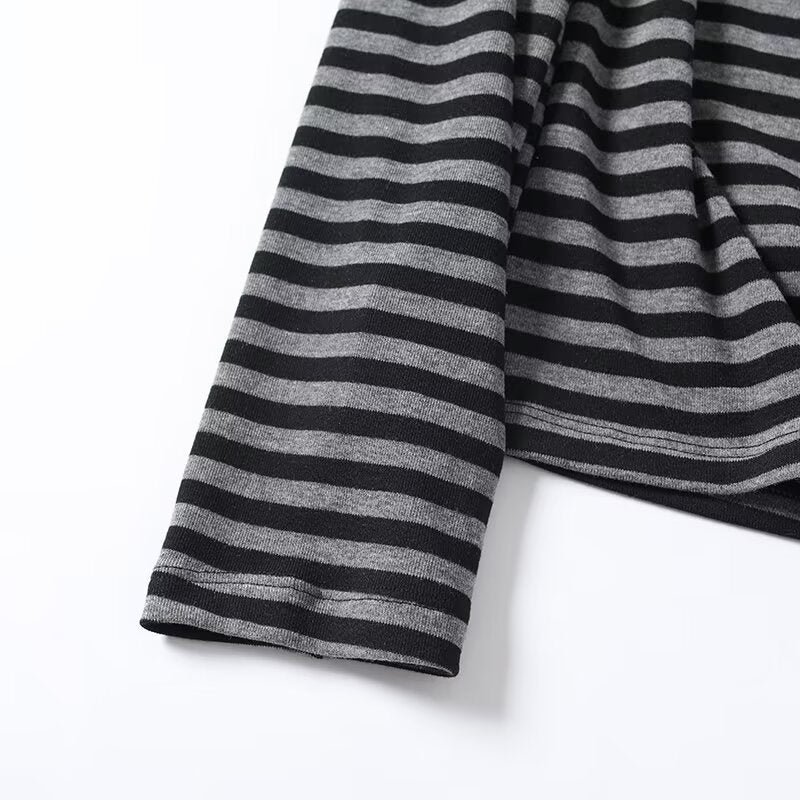 Women's base flat neck striped long sleeved T-shirt