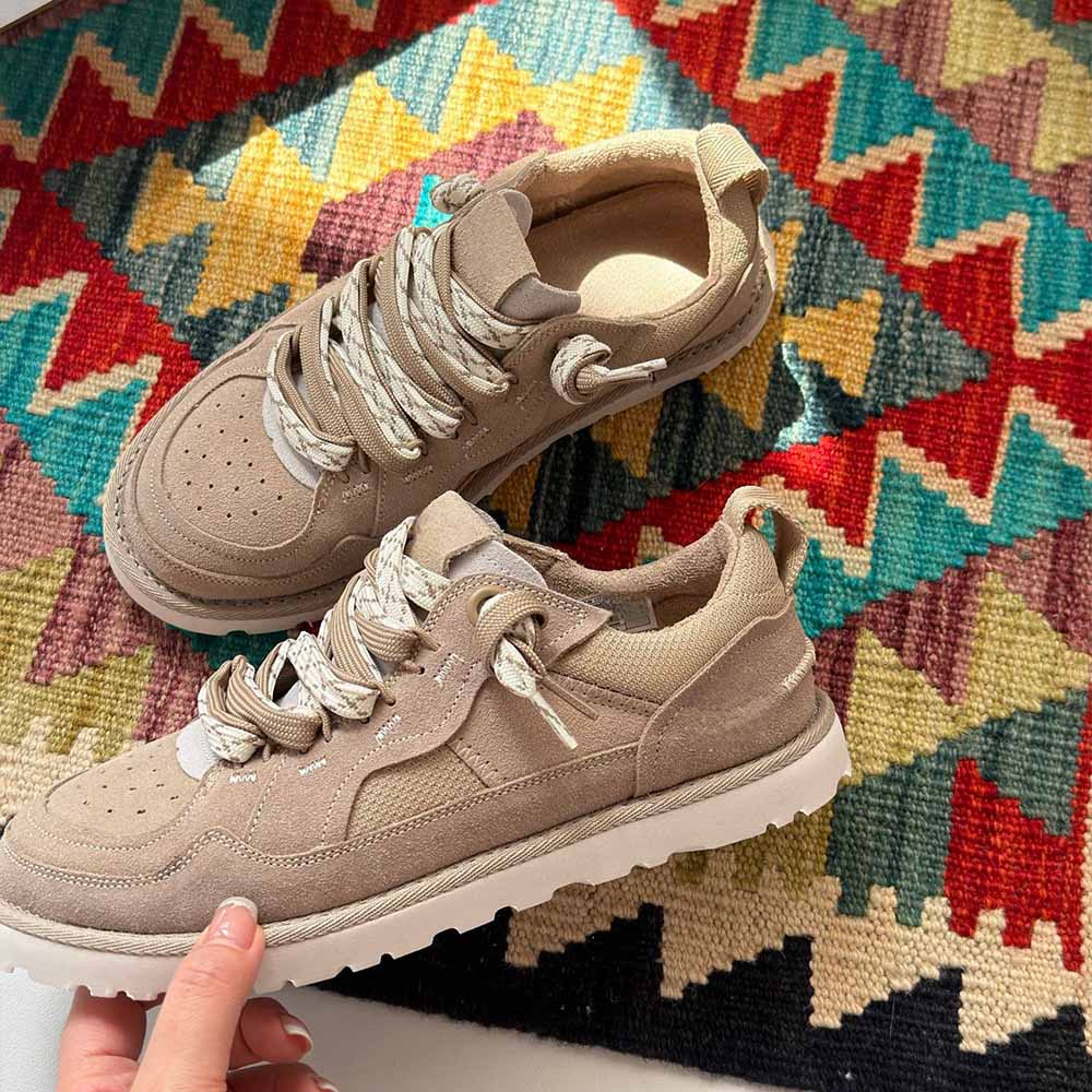2026 ladies new fashion Joker thin-soled casual shoes have a shoe box
