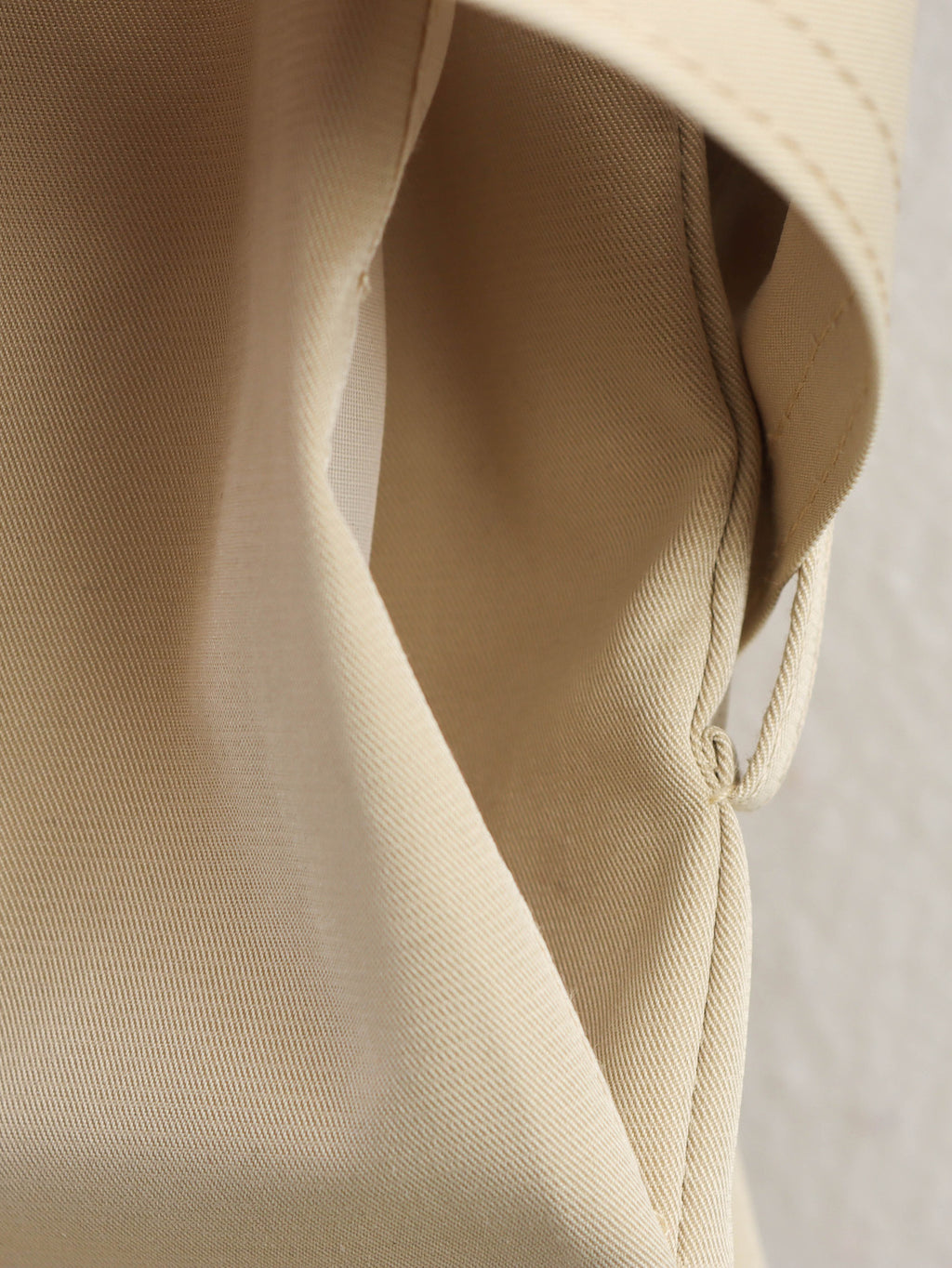 Women 2025 New Long-sleeved Short trench coat with belt and buttons