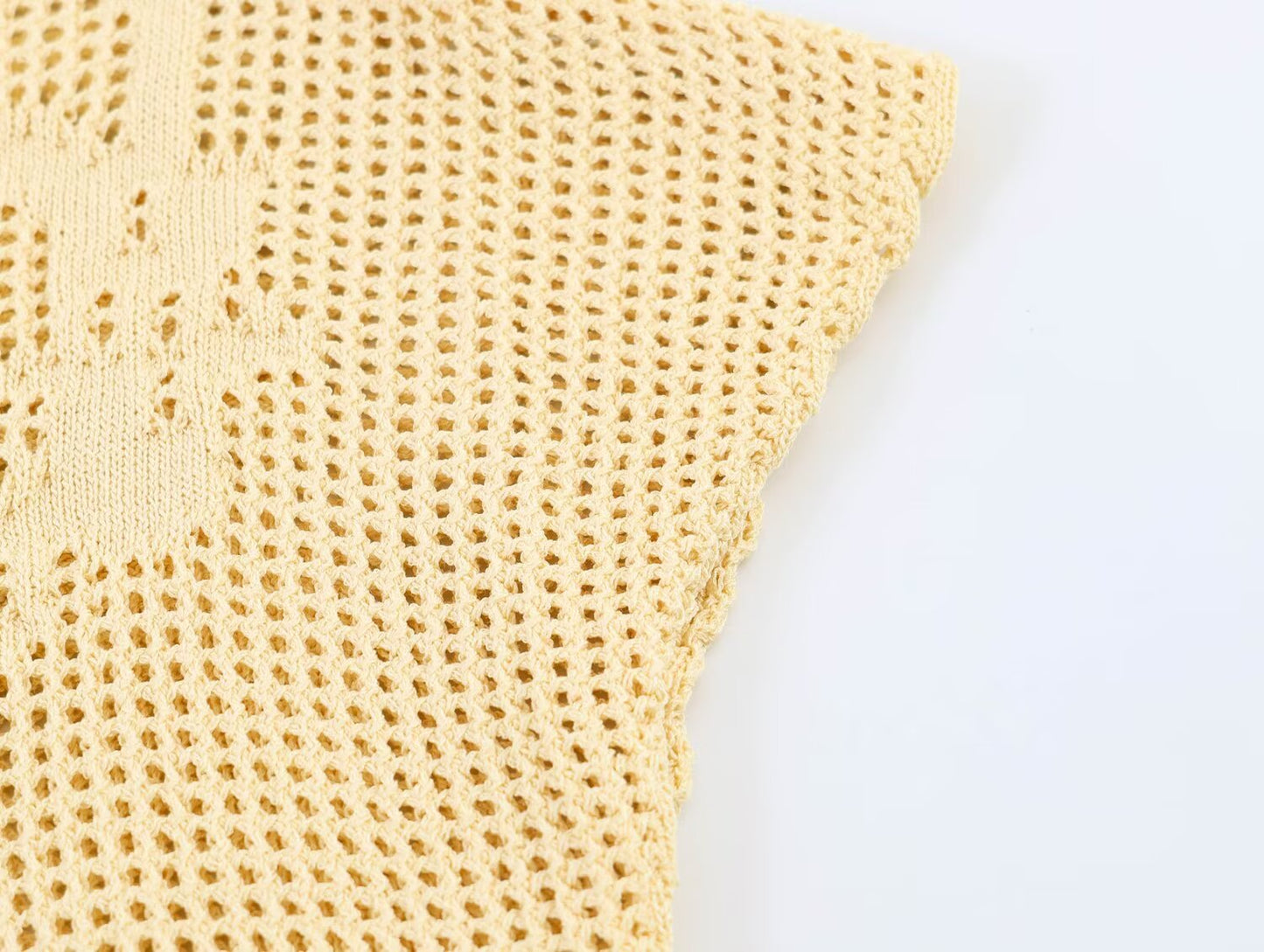 Women's O Neck hollow knitted top