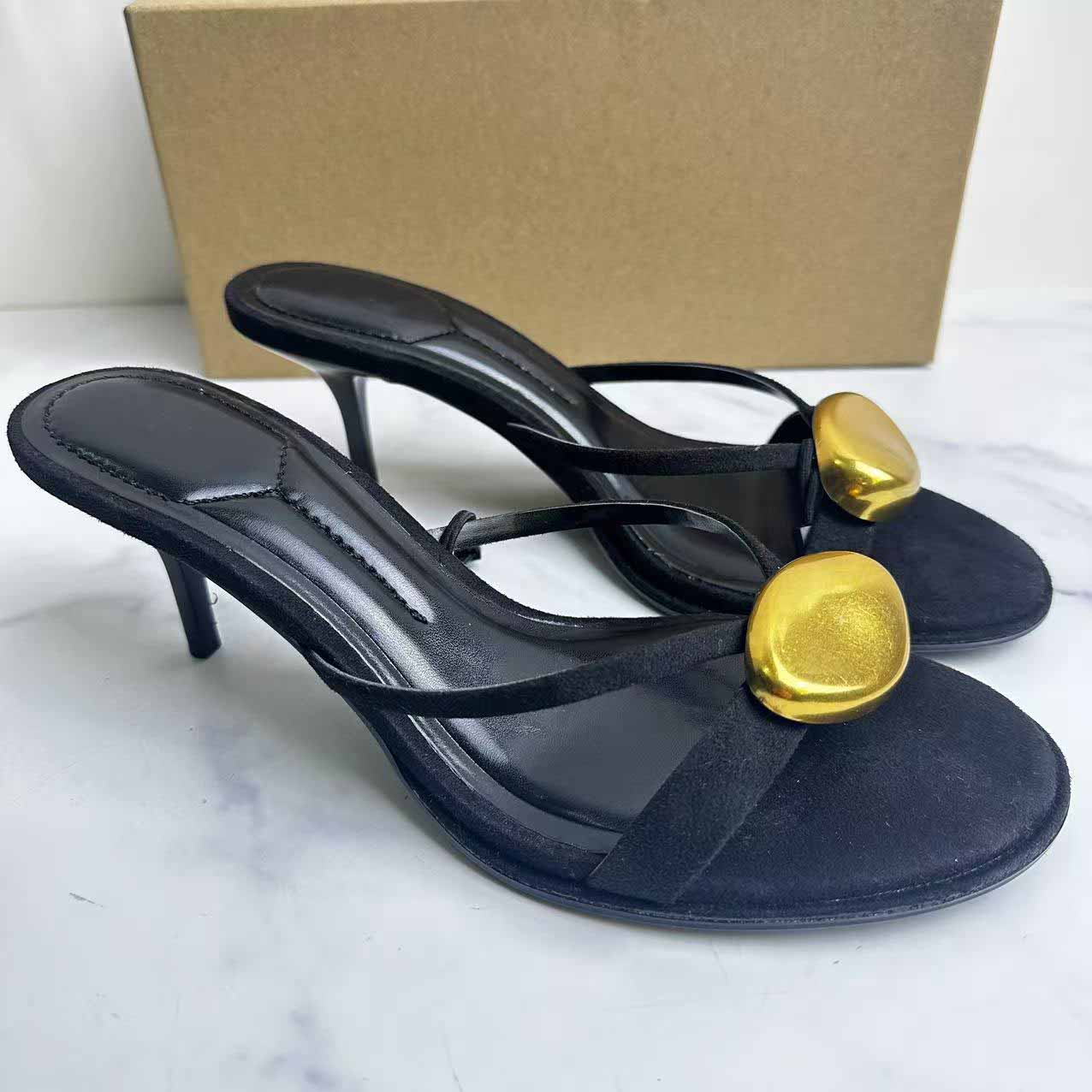Women's New Fashion Joker High-heeled Sandals with Thin Metal Decorative Straps and Empty Design.