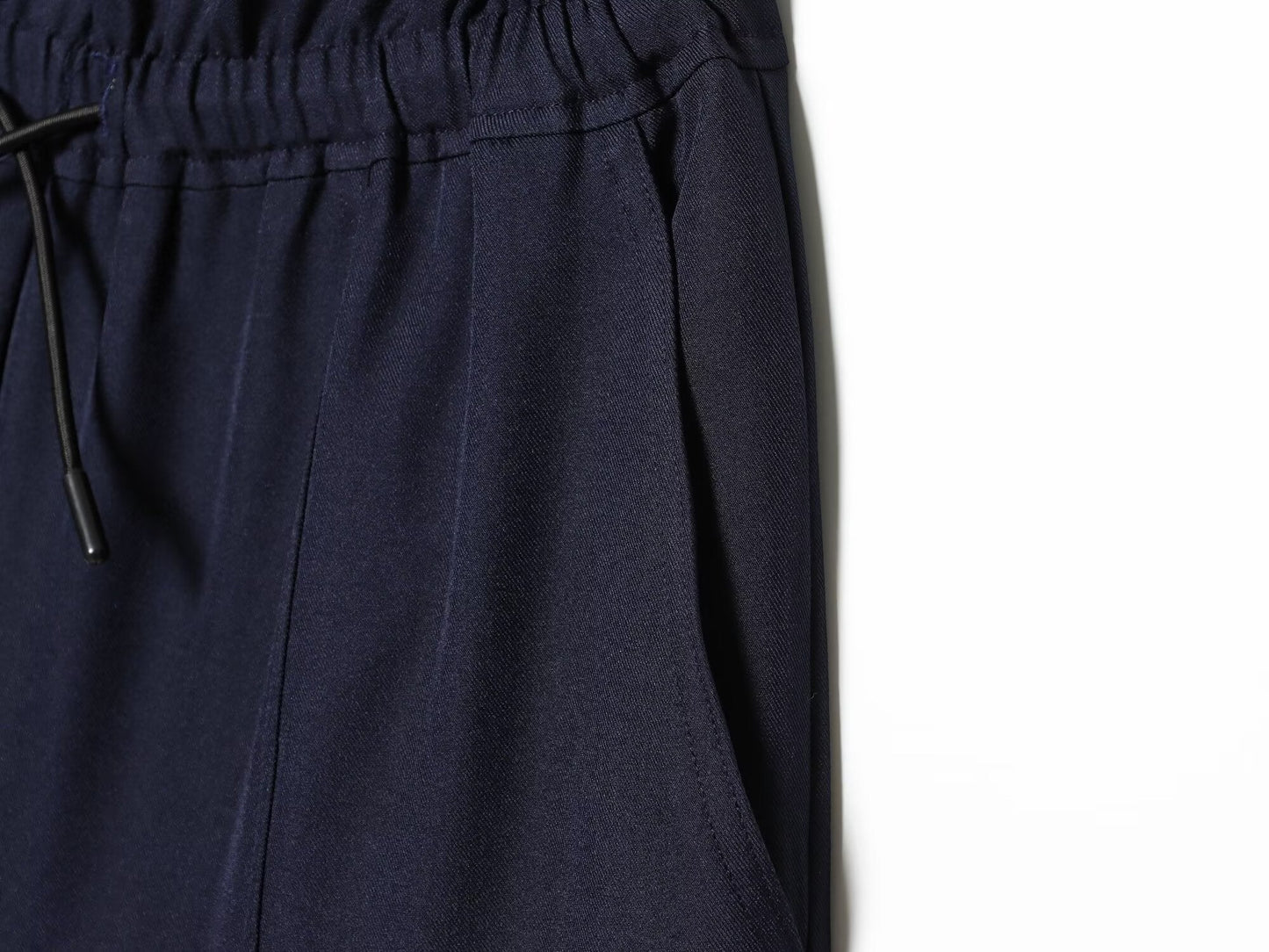 Women's layered decorative waist casual shorts