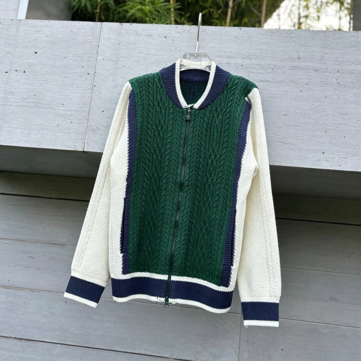 New contrast stitching zipper knit cardigan