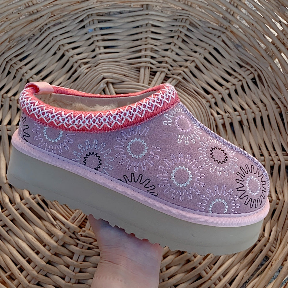 Women's new casual embroidered snow boots