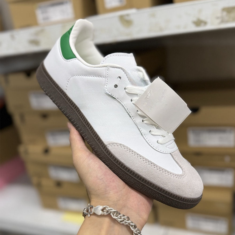2026 new casual Joker football windsurfing shoes have a shoe box