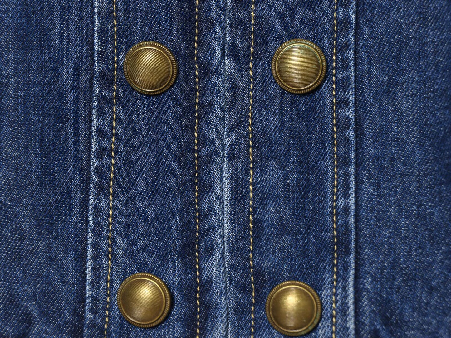 Women's long sleeved O Neck denim jacket
