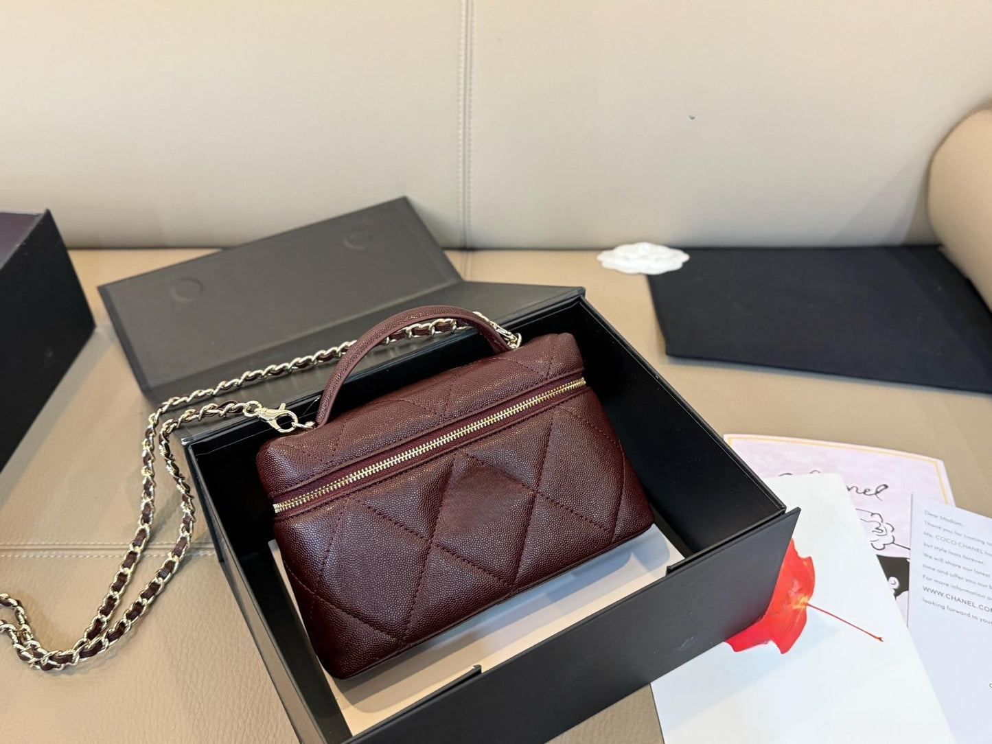 Women's new fashion Chain handbag