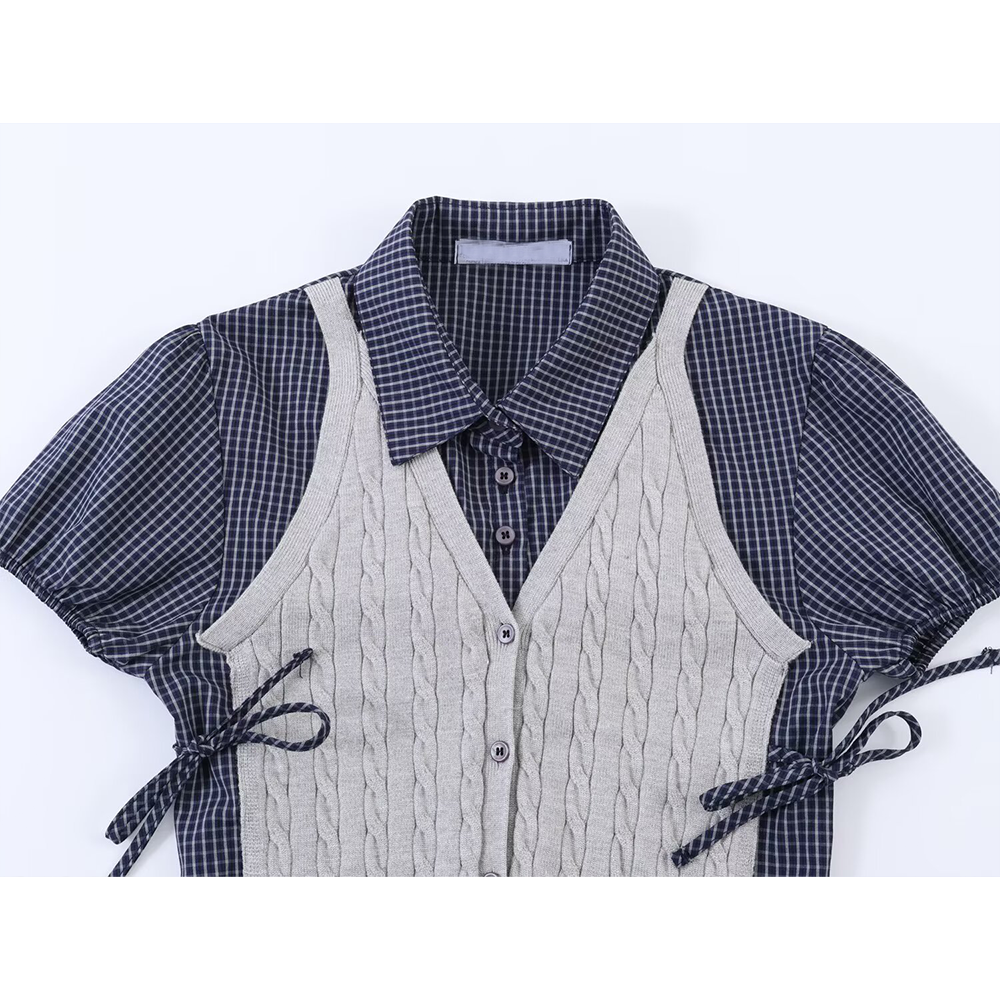 Women's contrasting spliced twisted checkered knit sweater