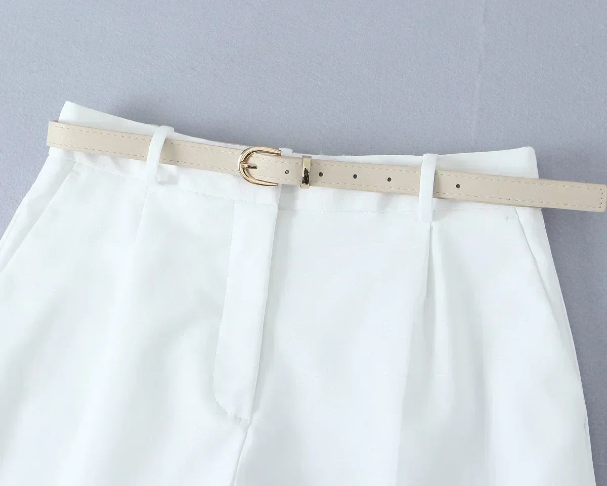 Women's New Chic Fashion Belt Decoration Casual Versatile Pleated Shorts Retro High Waist Side Pocket Women's Shorts