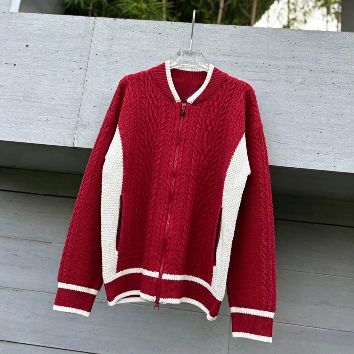 New contrast stitching zipper knit cardigan