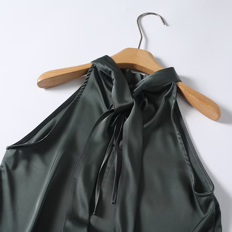 Women's satin textured hanging neck top