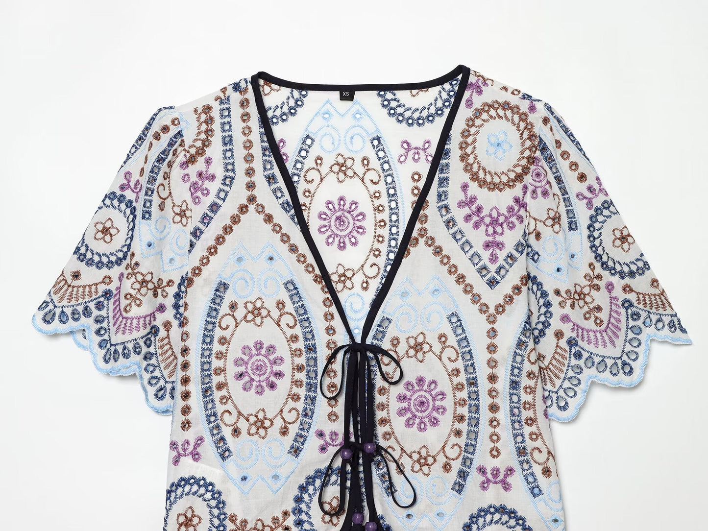Women's hollowed out embroidered short top