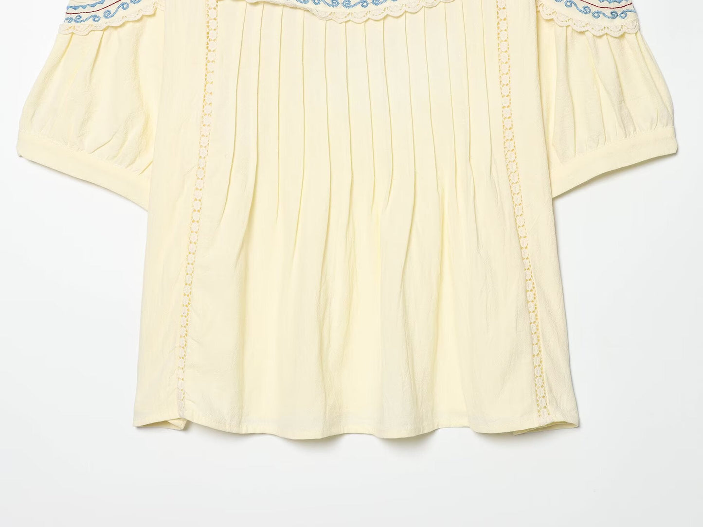 suit Women's 2 pieces linen blend embroidered top+Shorts