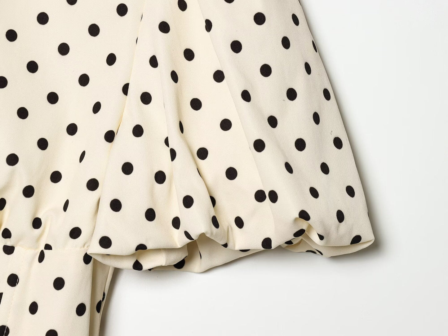 Women's bubble sleeve polka dot dress