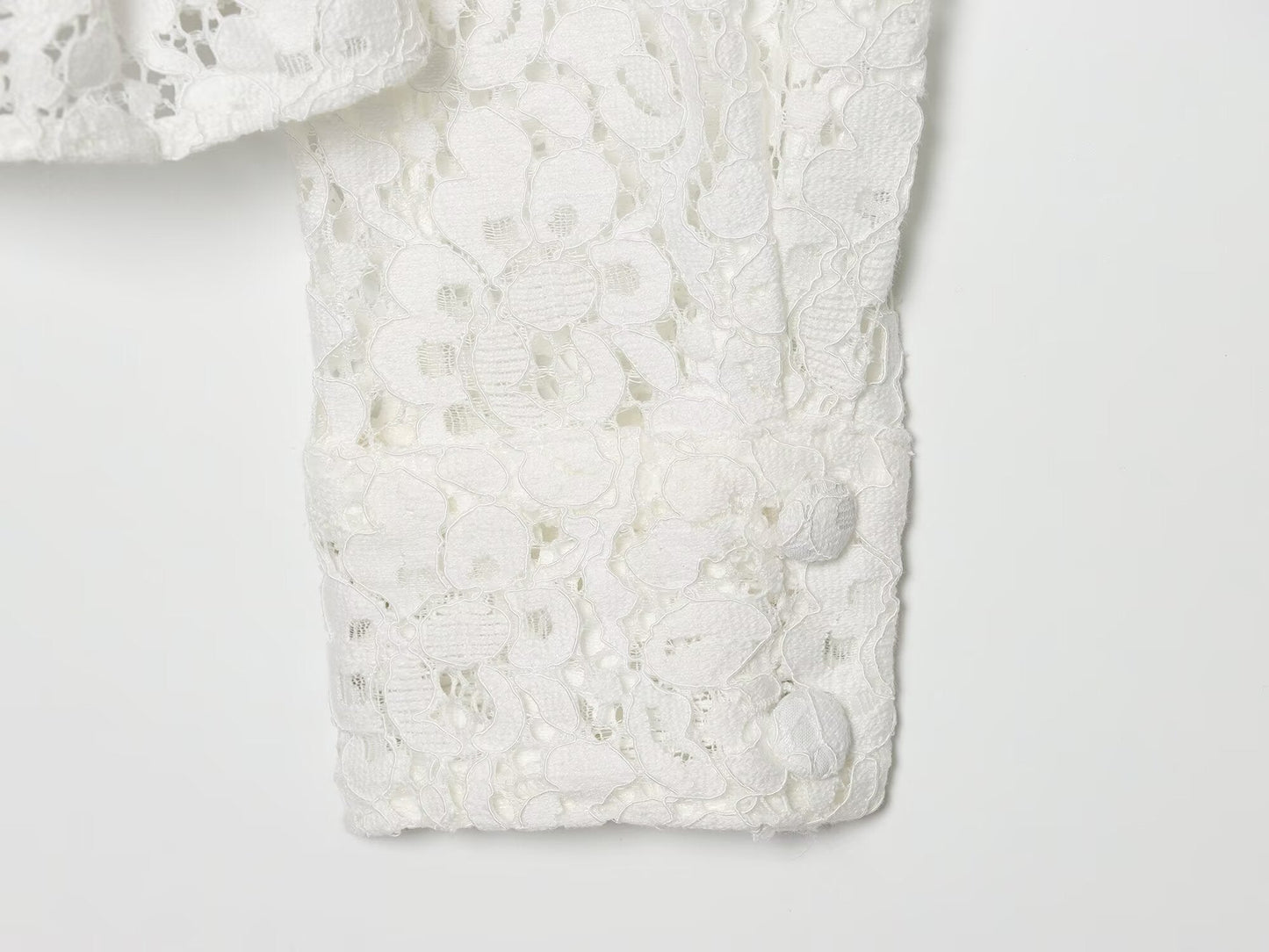 Women's lace O Neck double breasted Coat