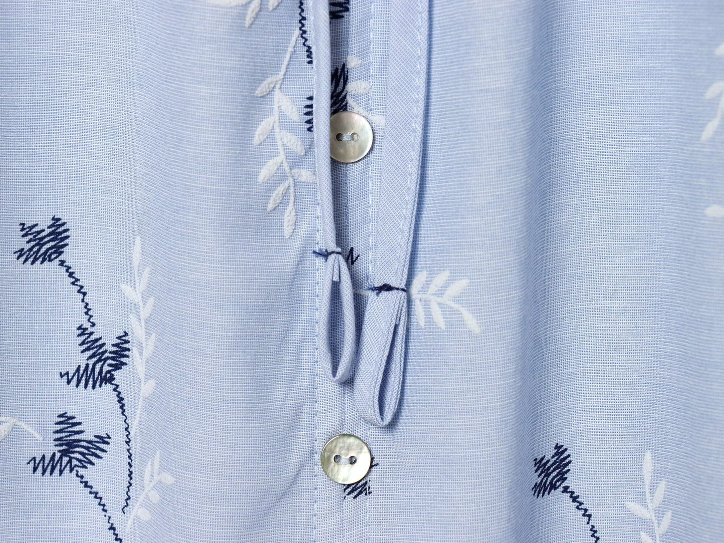 Women's pressed glue embroidered printed shirt