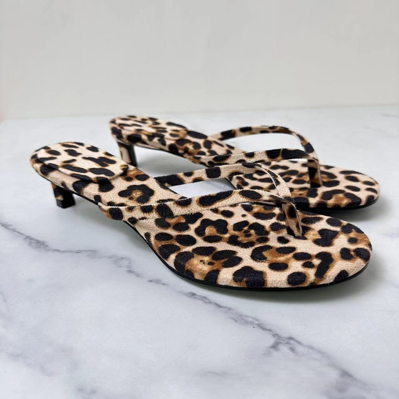 2026 New Women's Shoes Round Toe High Heel Thong Mid-Heel Open Heel Sandals